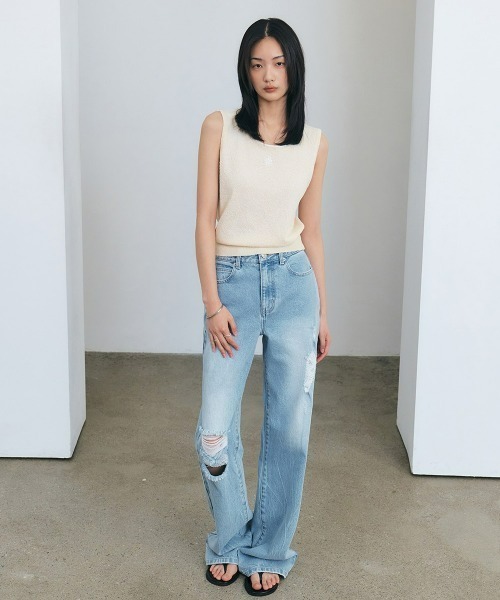 CITYBREEZE(シティブリーズ)の「BUCKLE SYMBOL LOGO SLEEVELESS TOP(Tシャツ/カットソー・レディース・ブラック/クリーム/ネイビー/ピンク/ホワイト・FREE)」の17枚目の写真