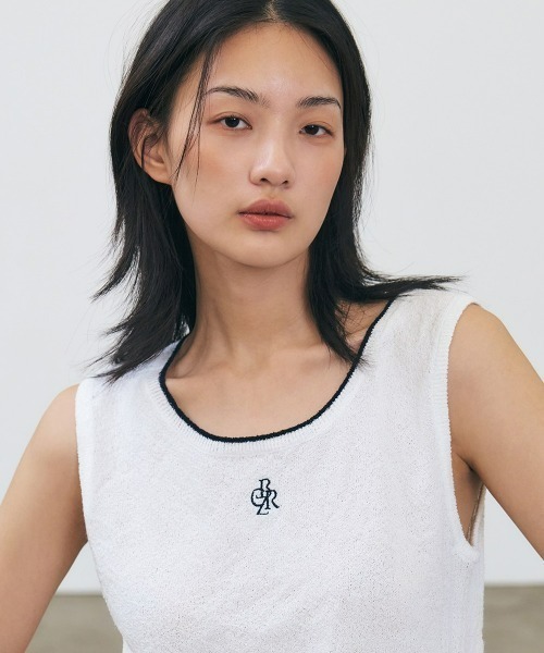CITYBREEZE(シティブリーズ)の「BUCKLE SYMBOL LOGO SLEEVELESS TOP(Tシャツ/カットソー・レディース・ブラック/クリーム/ネイビー/ピンク/ホワイト・FREE)」の21枚目の写真