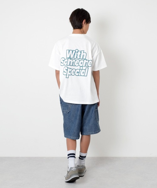 GLAZOS(グラソス)の「【大人向けサイズあり】【防虫加工】バックメッセージロゴ発泡プリント半袖Tシャツ(Tシャツ/カットソー・キッズ・ホワイト/ベージュ/ブラック/カーキ・170cm/160cm/150cm/140cm)」の10枚目の写真