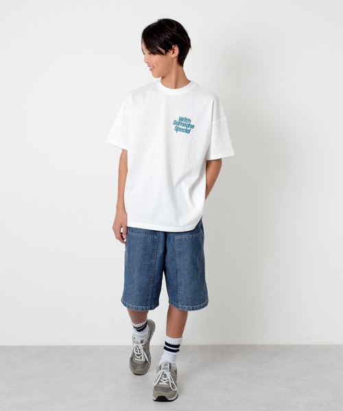 GLAZOS(グラソス)の「【大人向けサイズあり】【防虫加工】バックメッセージロゴ発泡プリント半袖Tシャツ(Tシャツ/カットソー・キッズ・ホワイト/ベージュ/ブラック/カーキ・170cm/160cm/150cm/140cm)」の11枚目の写真