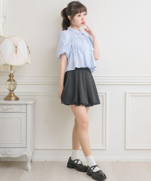 ems excite（エムズエキサイト）の「シャーリングリボンSH（シャツ/ブラウス・レディース・ブルー系その他/ブルー/ホワイト/ブラック・FREE）」の16枚目の写真