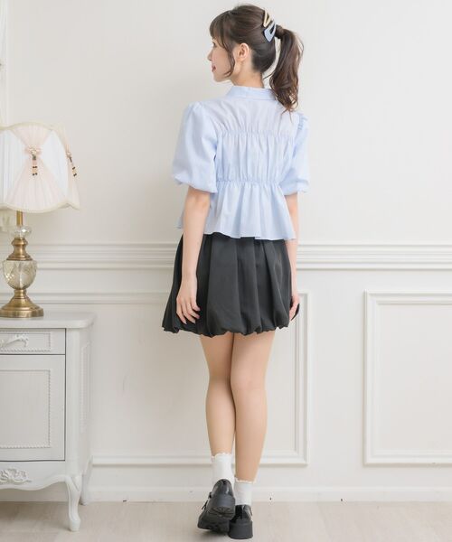 ems excite（エムズエキサイト）の「シャーリングリボンSH（シャツ/ブラウス・レディース・ブルー系その他/ブルー/ホワイト/ブラック・FREE）」の18枚目の写真