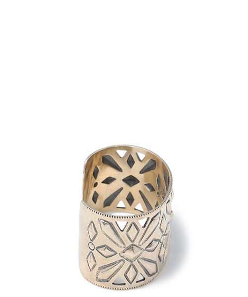 CODY SANDERSON（コディサンダーソン）の「CODY SANDERSON(コディサンダーソン) Butterfly Cuff（バングル/リストバンド・メンズ・シルバー・L）」の4枚目の写真