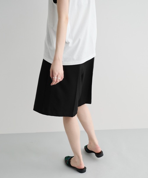MERLOT（メルロー）の「2タックセンタープリーツハーフスラックス（スラックス・レディース・アイボリー/ブラック・FREE）」の10枚目の写真