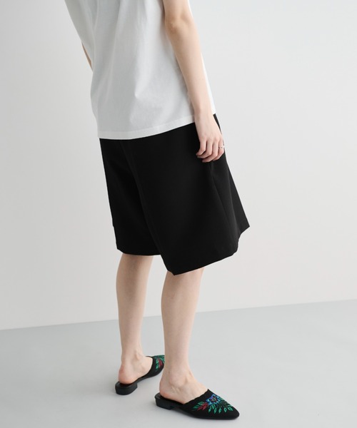 MERLOT（メルロー）の「2タックセンタープリーツハーフスラックス（スラックス・レディース・アイボリー/ブラック・FREE）」の11枚目の写真