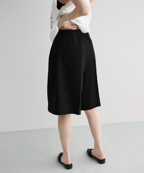 MERLOT（メルロー）の「2タックセンタープリーツハーフスラックス（スラックス・レディース・アイボリー/ブラック・FREE）」の12枚目の写真