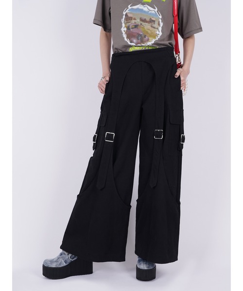 PAMEO POSE(パメオポーズ)の「Drill Belted Baggy Trousers(その他パンツ・レディース・アイボリー/ブラック・SMALL/MEDIUM)」の12枚目の写真