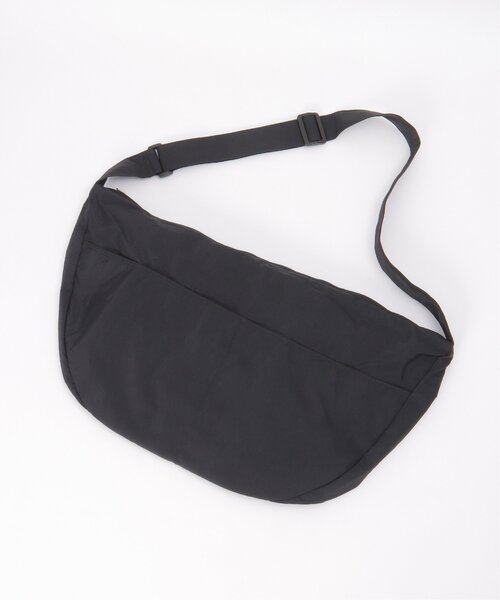 LBC（エルビーシー）の「ハーフムーンビッグショルダーバッグ（ショルダーバッグ・レディース・ブルー系その他/ブラック/オフホワイト/カーキ/チャコール・FREE）」の8枚目の写真