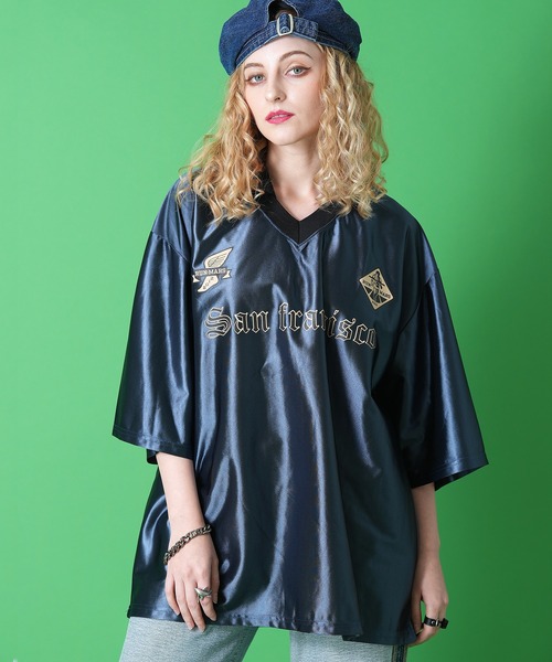 a.p.o.v.(エーピーオービー)の「a.p.o.v. ナンバリングサッカーゲームシャツ(Tシャツ/カットソー・メンズ・ネイビー/レッド/グリーン/ブラック・ONESIZE)」の3枚目の写真