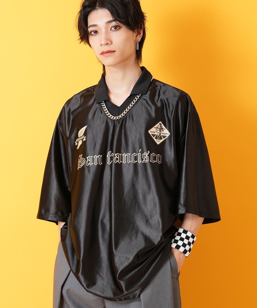 a.p.o.v.(エーピーオービー)の「a.p.o.v. ナンバリングサッカーゲームシャツ(Tシャツ/カットソー・メンズ・ネイビー/レッド/グリーン/ブラック・ONESIZE)」の2枚目の写真