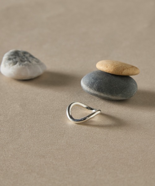 ROZY（ロージィー）の「【SV】シルバーウェーブリング（リング・レディース・シルバー系2/シルバー系1・#11）」の7枚目の写真