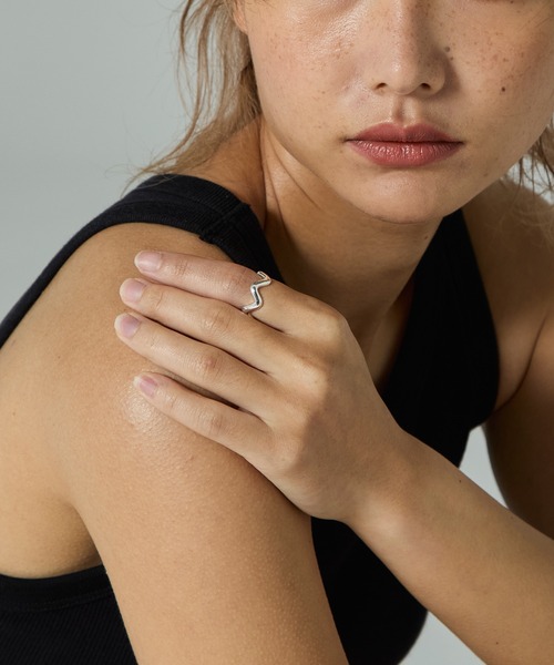 ROZY（ロージィー）の「【SV】シルバーウェーブリング（リング・レディース・シルバー系2/シルバー系1・#11）」の9枚目の写真