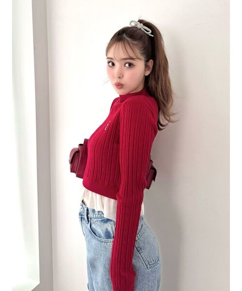 CALNAMUR（カルナムール）の「ミニケーブルフリルヘムニットトップ（ニット/セーター・レディース・ホワイト/レッド/ブラック・FREE）」の15枚目の写真