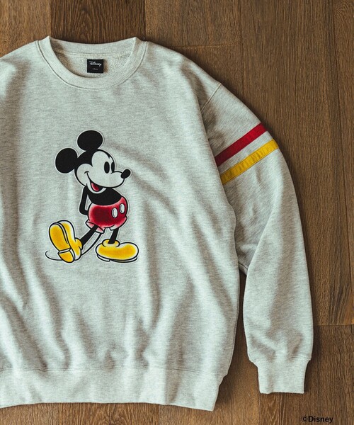 B:MING by BEAMS（ビーミングバイビームス）の「【別注】Disney / SWEATSHIRT（スウェット・メンズ・ブラック/ライトグレー・SMALL/MEDIUM/LARGE/X-LARGE）」の4枚目の写真