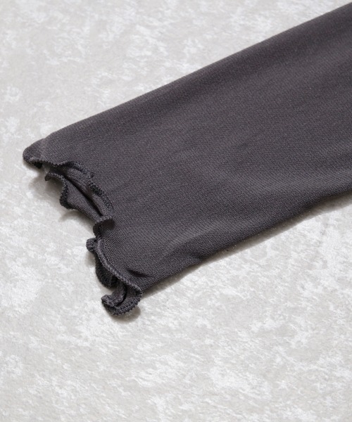 Rejoule（リジュール）の「長袖チュールシアートップス（Tシャツ/カットソー・レディース・チャコールグレー/ブラック/ホワイト/アイボリー/ライトブルー・FREE）」の7枚目の写真