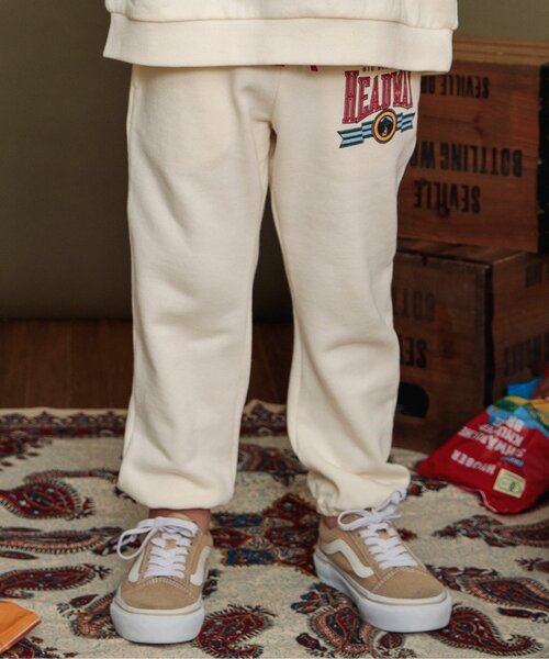 BREEZE（ブリーズ）の「【リンク・セットアップ可】カレッジバリエーションボトム（スウェットパンツ・キッズ・エメラルド/アイボリー/グレー/ローズ/ネイビー/イエロー・80/90/100/110/120/130/140/150/160）」の2枚目の写真