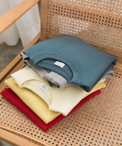 URBAN RESEARCH DOORS(アーバンリサーチドアーズ)の「『UR TECH 200日ニット』スウェットライクプルオーバー(ニット/セーター・レディース・チャコールグレー/ベージュ/レッド/イエロー/オフホワイト/ブルー/グレー・MEDIUM)」の12枚目の写真