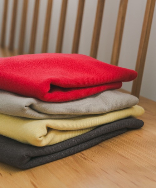 URBAN RESEARCH DOORS(アーバンリサーチドアーズ)の「『UR TECH 200日ニット』スウェットライクプルオーバー(ニット/セーター・レディース・チャコールグレー/ベージュ/レッド/イエロー/オフホワイト/ブルー/グレー・MEDIUM)」の17枚目の写真