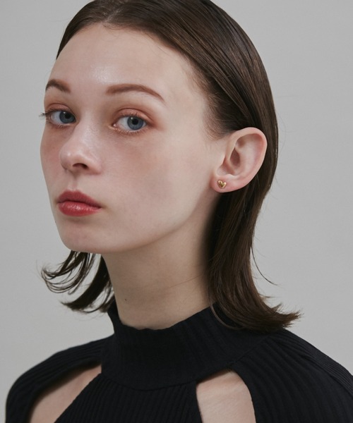 ciite' surgical stainless（シーテサージカルステンレス）の「【 金属アレルギー対応 】 ミニハートピアス サージカルステンレス   (両耳用)（ピアス（両耳用）・レディース・シルバー/ゴールド/ピンクゴールド・FREE）」の4枚目の写真