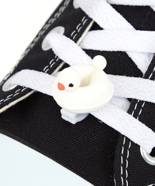 an meets zakka(アンミツザッカ)の「an meets zakka アヒルちゃんシューレースアクセサリー / シューズチャーム シューチャーム スニーカークリップ 靴紐アクセ ユニセックス(シューズアクセサリー・メンズ・ホワイト・ONESIZE)」の1枚目の写真