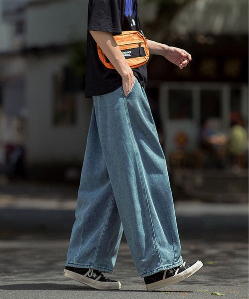 BLANC FICELLE（ブランフィセル）の「デニム　ワイドパンツ（デニムパンツ・メンズ・ブルー・M/L/XL/XX-LARGE）」の4枚目の写真
