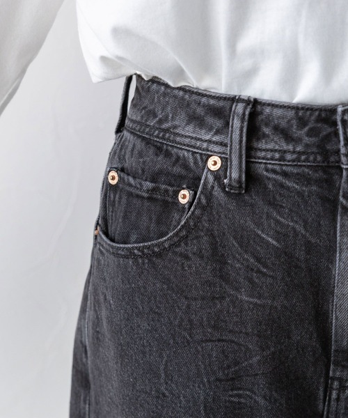 RAGEBLUE(レイジブルー)の「ワッシャー加工/バレルレッグデニム(デニムパンツ・レディース・ブラック/ブルー・SMALL/MEDIUM/LARGE)」の22枚目の写真