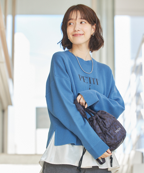 abahouse mavie（アバハウスマヴィ）の「【TAION】ドローストリングダウンバッグ（ショルダーバッグ・レディース・ダークネイビー/ブラック・フリー）」の6枚目の写真