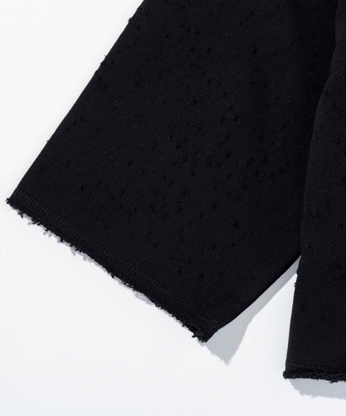 MM6 Maison Margiela（ｴﾑｴﾑｼｯｸｽ ﾒｿﾞﾝ ﾏﾙｼﾞｪﾗ）の「MM6 Maison Margiela(エムエムシックス メゾン マルジェラ)Kids & Junior ワンポイントブランドロゴ五分丈Tシャツカットソー（スウェット・キッズ・ブラック/ホワイト・14Y/16Y/12Y）」の7枚目の写真