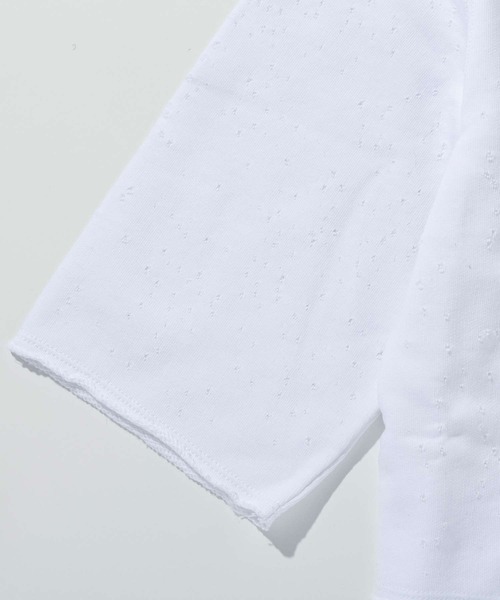 MM6 Maison Margiela（ｴﾑｴﾑｼｯｸｽ ﾒｿﾞﾝ ﾏﾙｼﾞｪﾗ）の「MM6 Maison Margiela(エムエムシックス メゾン マルジェラ)Kids & Junior ワンポイントブランドロゴ五分丈Tシャツカットソー（スウェット・キッズ・ブラック/ホワイト・14Y/16Y/12Y）」の11枚目の写真