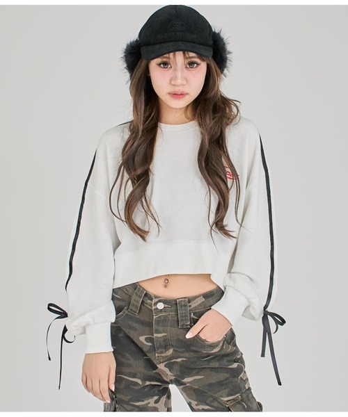 ANAP GｉRL（アナップガール）の「【ティーンズライン】袖ライン リボン オーバースウェット（M、Lサ（スウェット・キッズ・ブラック/ネイビー/オフホワイト・M/L）」の6枚目の写真