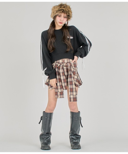 ANAP GｉRL（アナップガール）の「【ティーンズライン】袖ライン リボン オーバースウェット（M、Lサ（スウェット・キッズ・ブラック/ネイビー/オフホワイト・M/L）」の19枚目の写真