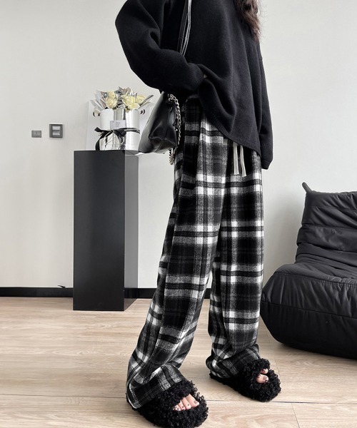 Miniministore(ミニミニストア)の「チェック柄パンツハイウエストワイドパンツ(スラックス・レディース・ブラウン系1/ブラウン系2/グリーン系2/グリーン系1/ブラック系2/ブラック系1・FREE)」の1枚目の写真