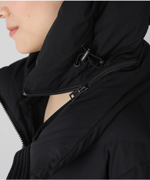IENA（イエナ）の「WOOLRICH/ウールリッチ MATT STRETCH LONG PUFFER PARKA ダウンコート WWOU1044（ダウンジャケット/コート・レディース・ブラック・34/36）」の9枚目の写真