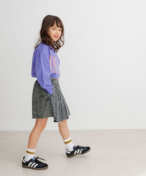 BAYFLOW（ベイフロー）の「[インナーパンツ付き♪]デニムプリーツスカート(KIDS)（スカート・キッズ・ブルー系/ブラック系・110cm/150cm/140cm/130cm/120cm）」の3枚目の写真