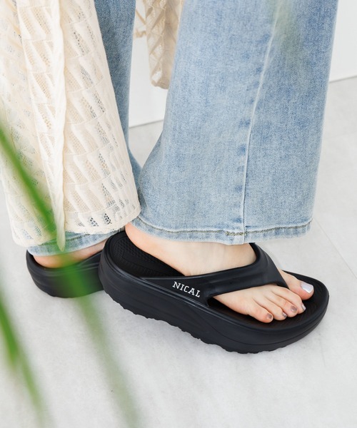 NICAL（ニカル）の「【NICAL】リカバリーサンダルトングデザイン/554209（サンダル・レディース・ブラウン/ベージュ/ブラック・SMALL/LARGE/MEDIUM/X-LARGE）」の2枚目の写真