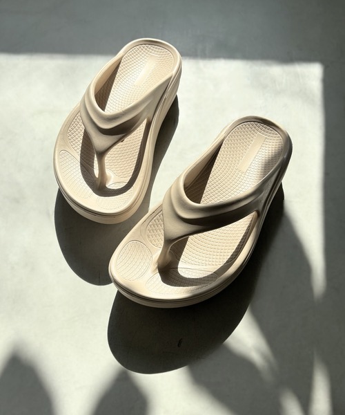 NICAL（ニカル）の「【NICAL】リカバリーサンダルトングデザイン/554209（サンダル・レディース・ブラウン/ベージュ/ブラック・SMALL/LARGE/MEDIUM/X-LARGE）」の22枚目の写真