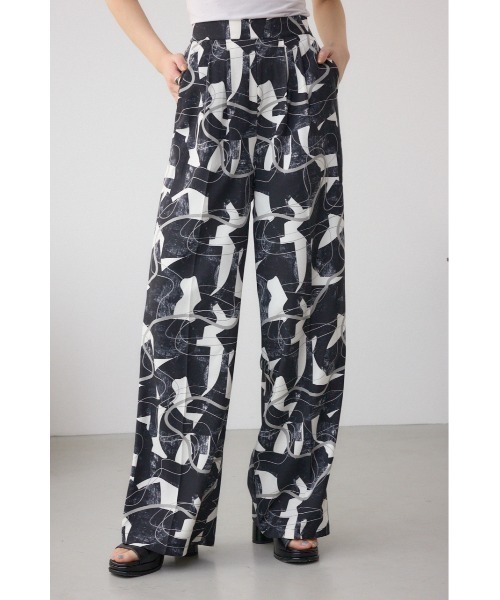 AZUL by moussy（アズールバイマウジー）の「フロントタックイージーワイドパンツ（スラックス・レディース・ピンク/ライトグレー/ブラック系その他/ブラック/グレー系その他・SMALL/MEDIUM）」の2枚目の写真