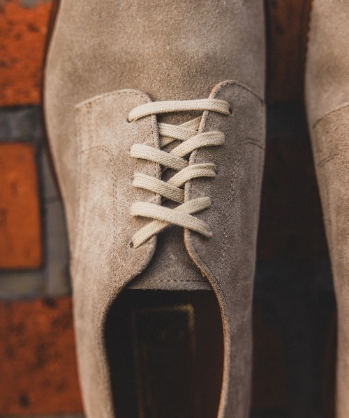 BEAMS PLUS（ビームスプラス）の「スウェード オックスフォード シューズ（ドレスシューズ・メンズ・カーキ/ホワイト・7.5inch/8inch/8.5inch/9inch/9.5inch/7inch/6.5inch）」の2枚目の写真
