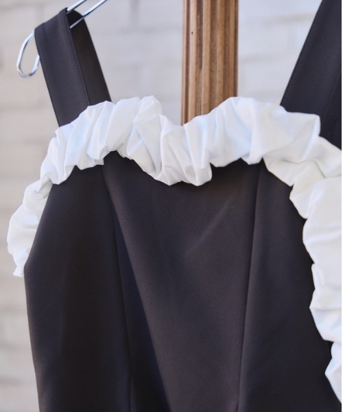 Meline M(メリンエム)の「Ruffle Accent Peplum Top ラッフルアクセントペプラムトップ(シャツ/ブラウス・レディース・ブラック・FREE)」の18枚目の写真