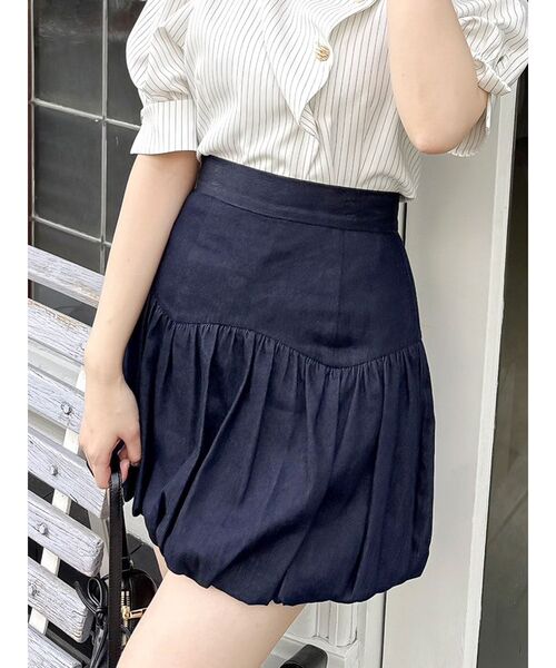 dazzlin（ダズリン）の「バリエバルーンミニスカート（スカート・レディース・オフホワイト/ブラック/インディゴブルー・SMALL/MEDIUM）」の3枚目の写真