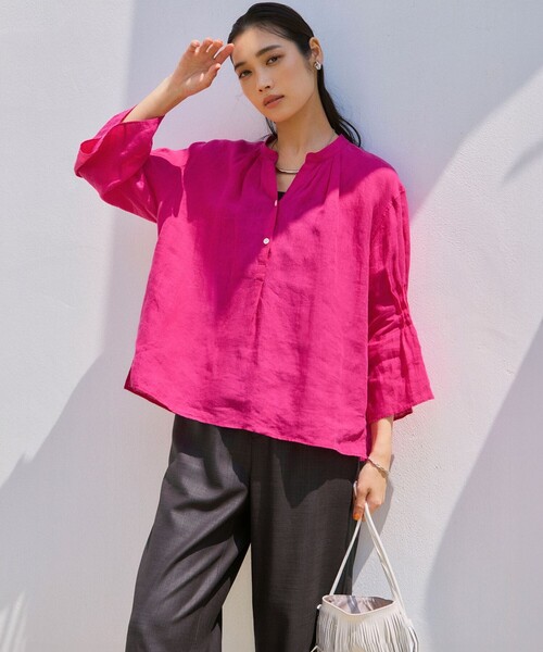 23区（ニジュウサンク）の「【WEB限定】ツイスト バングル（バングル/リストバンド・レディース・シルバー系/ゴールド系・F）」の4枚目の写真