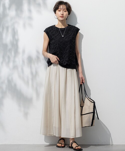 23区（ニジュウサンク）の「【WEB限定】ツイスト バングル（バングル/リストバンド・レディース・シルバー系/ゴールド系・F）」の10枚目の写真