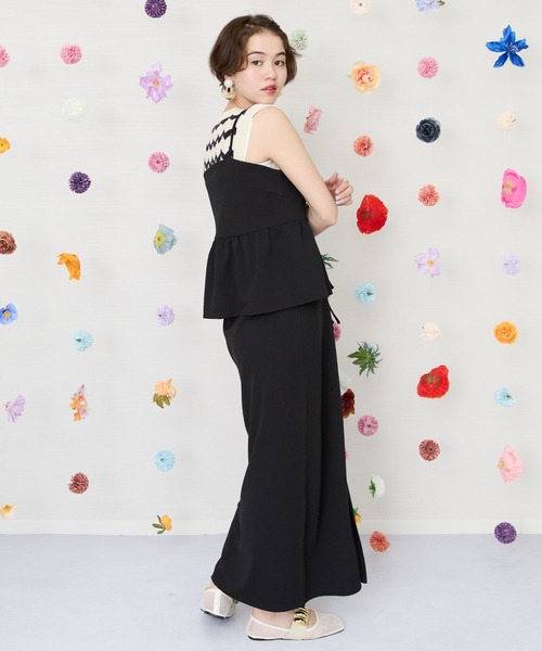 JETSET SOLO PLUS （ジェットセットソロプラス）の「【FONT LAB】カットジョーゼットペプラムキャミワンピース（ワンピース・レディース・モカ/アイボリー/ブラック・FREE）」の4枚目の写真