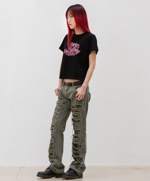 ISTKUNST(イストクンスト)の「A'GEM/9 × .kom 『ISTKUNST/イストクンスト』 IK TAG LOGO CROP TEE/IK TAG ロゴ クロップ半袖Tシャツ(Tシャツ/カットソー・レディース・グレー/ブラック/カモフラージュ・FREE)」の10枚目の写真