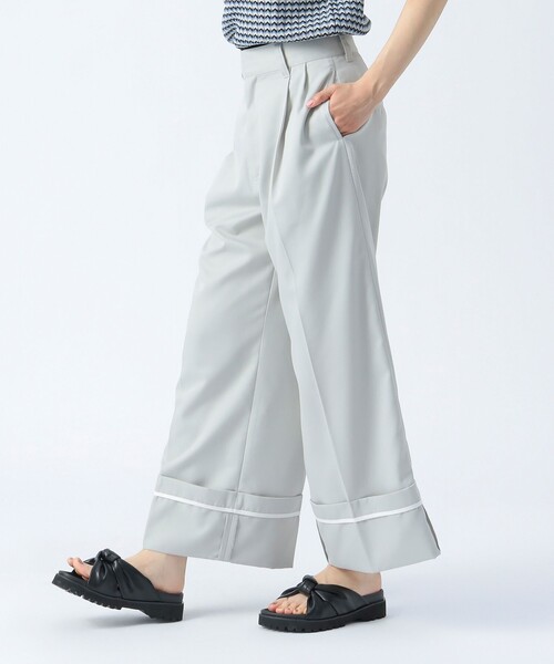 BEAMS HEART(ビームスハート)の「ターンバック ワイド スラックス(S~M)(スラックス・レディース・ブラック系その他2/チャコールグレー/ベージュ・SMALL/MEDIUM)」の1枚目の写真