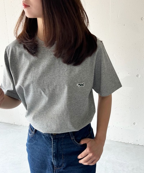 PENNEYS（ぺニーズ）の「【Penneys THE FOX】別注 キツネワッペン半袖Tシャツ キツネ刺繍ワッペンショートスリーブTEEシャツ（Tシャツ/カットソー・レディース・ホワイト/グレー/ブラック・XL/L/M/S）」の6枚目の写真