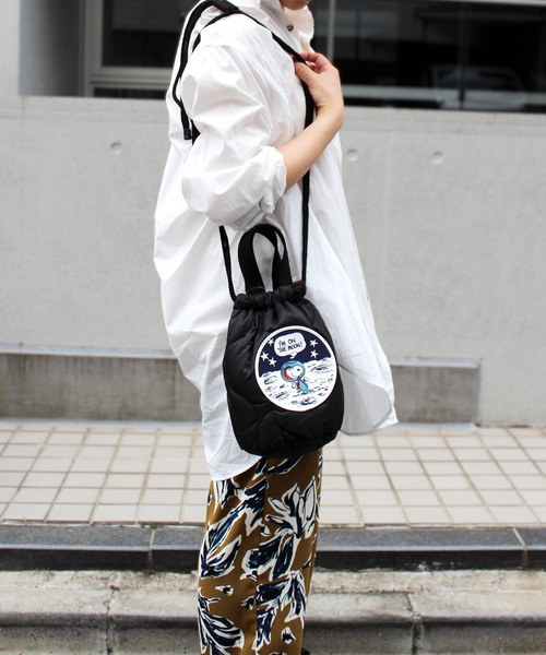 HOUSTON（ヒューストン）の「HOUSTON / PEANUTS EFFECT BAG（FLYING ACE/ASTRONATS） / 6886/6887（ショルダーバッグ・レディース・ブラック/ベージュ/ベージュ系その他/ブラック系その他・ONESIZE）」の11枚目の写真