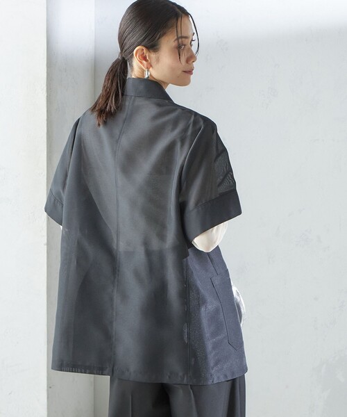 A PUPIL(アピューピル)の「【SHIPS別注】APUPIL:〈洗濯機可能〉シアー 半袖 ジャケット(その他アウター・レディース・オフホワイト/ブラック・ONE SIZE)」の19枚目の写真