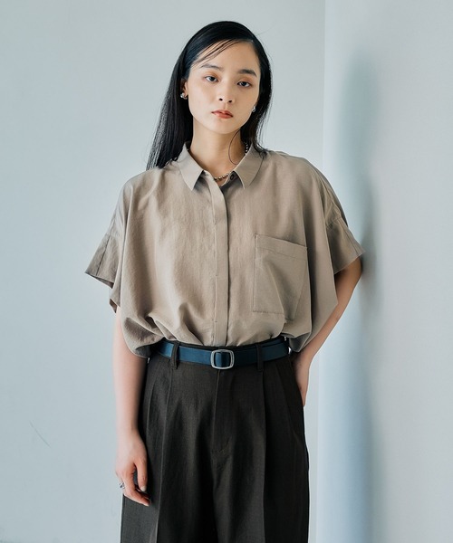 LEPSIM（レプシィム）の「サラキレ5分袖ポンチョ　242899（シャツ/ブラウス・レディース・オフホワイト/チャコールグレー/レッド/ストライプ/ベージュ系その他/ラベンダー・FREE）」の4枚目の写真