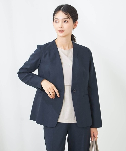 a.v.v（アーヴェヴェ）の「【洗える/イージーケア/UVカット/接触冷感/吸水速乾】サマーストレッチノーカラージャケット（ノーカラージャケット・レディース・ネイビー/ベージュ/ライトグレー・36/34/40/38/42）」の18枚目の写真